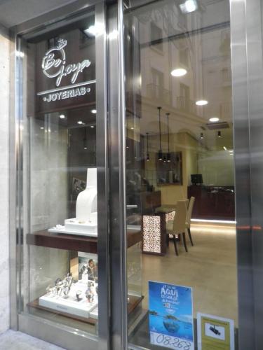 Muebles para Joyería - AC Decoración y Diseño (15)