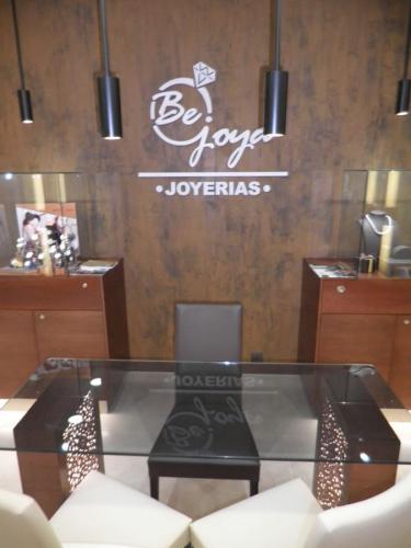 Muebles para Joyería - AC Decoración y Diseño (19)