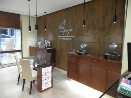 Muebles para Joyería - AC Decoración y Diseño (8)